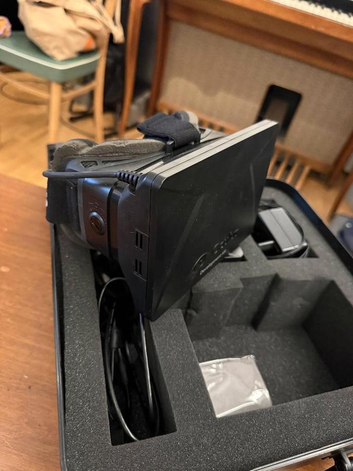 Oculus Rift Development Kit (DK1, 2013), Spelcomputers en Games, Virtual Reality, Zo goed als nieuw, Pc, VR-bril, Ophalen of Verzenden