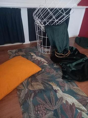 Woonaccessoires gordijnen/behang/manden beschikbaar voor biedingen