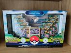 Pokémon GO: Premium Collection—Radiant Eevee, Hobby en Vrije tijd, Verzamelkaartspellen | Pokémon, Ophalen, Nieuw, Meerdere kaarten
