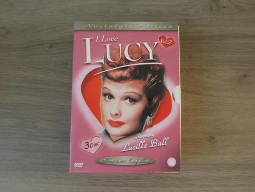 Dvd I love Lucy volume 2 (3 dvd box), Cd's en Dvd's, Dvd's | Tv en Series, Zo goed als nieuw, Komedie, Alle leeftijden, Ophalen of Verzenden