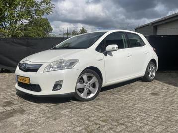 Toyota Auris 1.8 Full Hybrid Executive | CRUISE CONTROLE beschikbaar voor biedingen