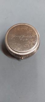 Oud  Pillendoosje, Ophalen, Zo goed als nieuw