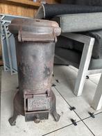 Oude Godin Kolomkachel - Charmant en Functioneel, Kolomkachel, Gebruikt, Ophalen of Verzenden, Vrijstaand