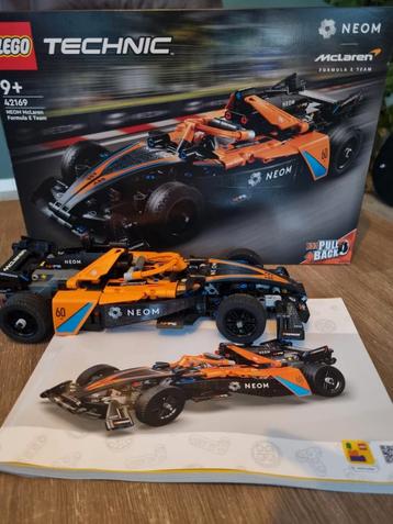 LEGO Technic NEOM McLaren Formula E Racewagen 42169 beschikbaar voor biedingen