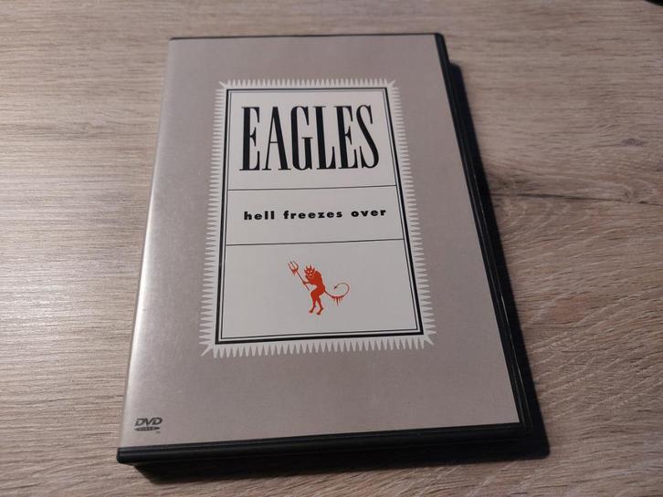 EAGLES - HELL FREEZES OVER (DVD), Cd's en Dvd's, Dvd's | Muziek en Concerten, Zo goed als nieuw, Muziek en Concerten, Alle leeftijden