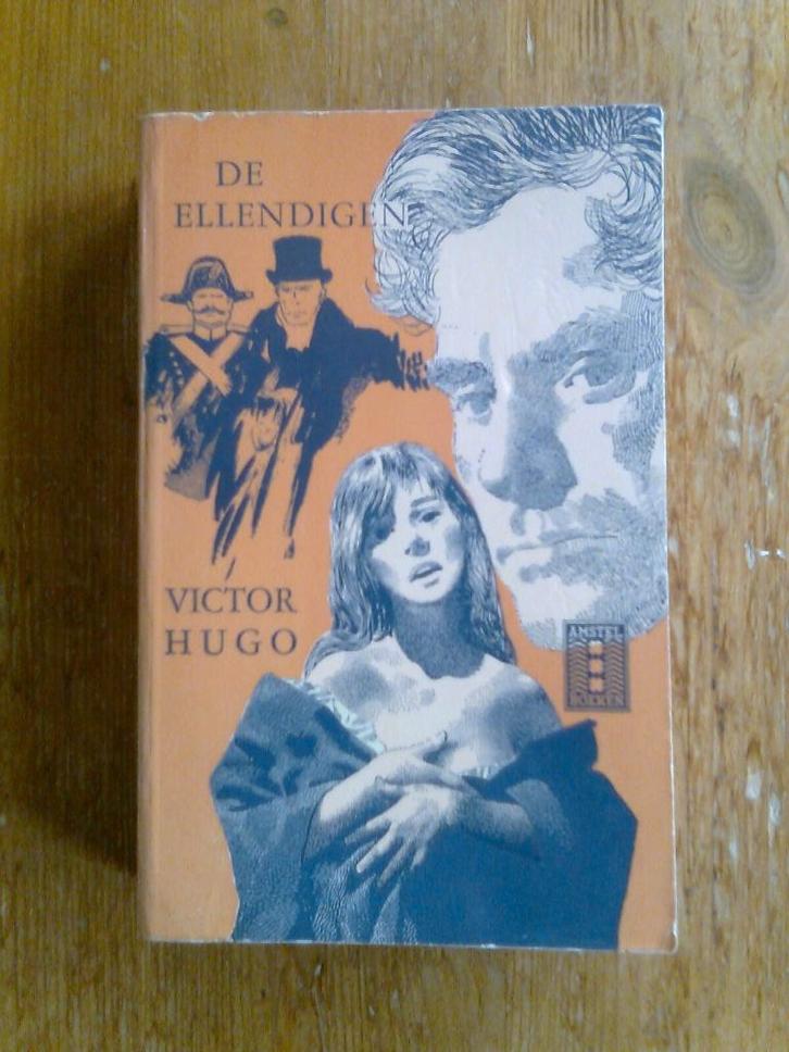 De ellendigen,  door Victor Hugo, Boeken, Literatuur, Gelezen, Ophalen of Verzenden