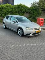 Seat Leon 1.6 TDI 110PK 2014 Beige, Auto's, Voorwielaandrijving, 1160 kg, 4 cilinders, Leon