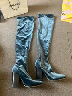 Zara High Heels Blauw velvet 39 prima staat gedragen, Kleding | Dames, Schoenen, Hoge laarzen, Blauw, Zara, Ophalen of Verzenden