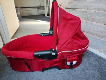 Quinny kinderwagenbak, reiswieg, diep rood beschikbaar voor biedingen