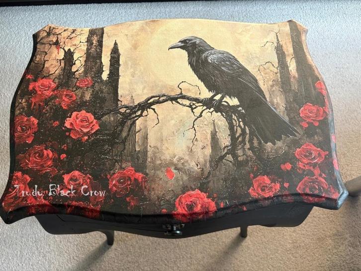 Unieke houten tafel met prachtige gothic decoupage, Huis en Inrichting, Tafels | Eettafels, Nieuw, Rechthoekig, Ophalen