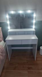 Make-uptafel met spiegel en verlichting, Huis en Inrichting, Tafels | Kaptafels, Ophalen, Zo goed als nieuw, Minder dan 100 cm