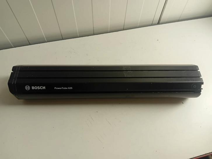 Defecte fiets accu Bosch Powertube 625Wh  horizontaal, Fietsen en Brommers, Fietsaccessoires | Fietsaccu's, Gebruikt, Ophalen of Verzenden