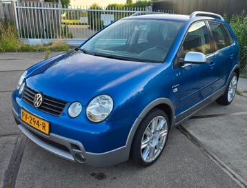 Volkswagen 1.4 Cross / FUN / APK / NAP / Airco / 17" beschikbaar voor biedingen