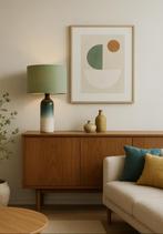 Design tafellamp met jadegroene vilten kap en keramieken voe, 50 tot 75 cm, Nieuw, Glas, Ophalen of Verzenden