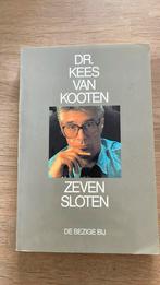Kees van Kooten - Zeven sloten, Kees van Kooten, Ophalen of Verzenden, Zo goed als nieuw, Nederland