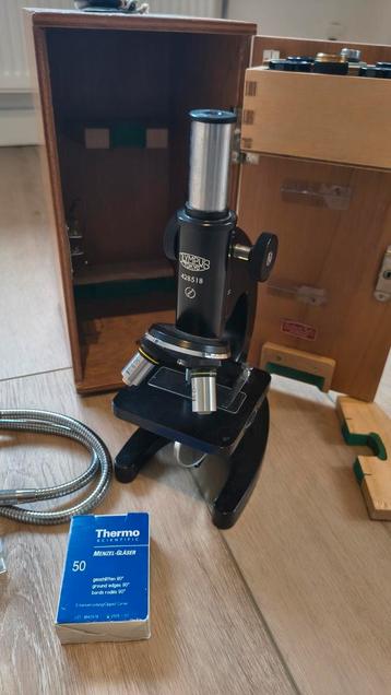 Olympus Microscoop met Houten Kist & Accessoires beschikbaar voor biedingen