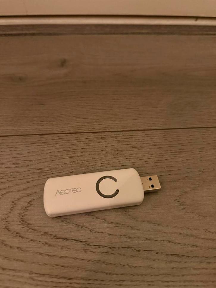 AEOTEC Z-Stick Gen5 Z-Wave USB Adapter, Computers en Software, USB Sticks, Gebruikt, Ophalen of Verzenden