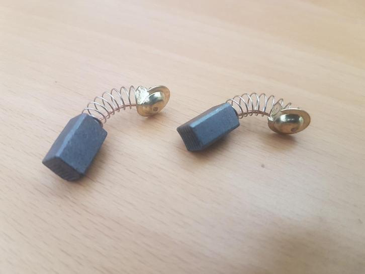 setje koolborstels (nieuw) 6,5 x 7,5 x 13 mm, Witgoed en Apparatuur, Onderdelen en Toebehoren, Nieuw, Ophalen of Verzenden