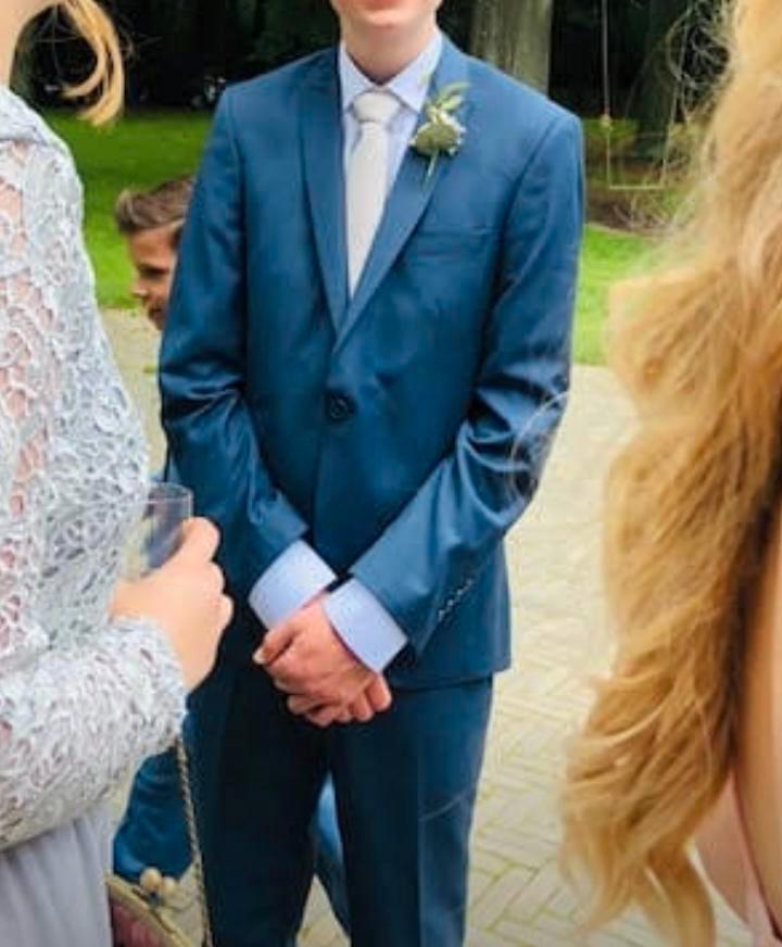 Compleet donkerblauw pak maat S/46 met Vertice schoenen, Kleding | Heren, Trouwkleding en Trouwaccessoires, Ophalen of Verzenden