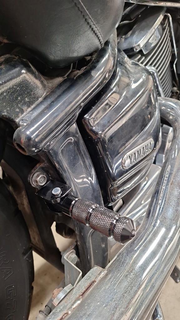 Voetsteunen yamaha dragstar., Motoren, Onderdelen | Yamaha, Nieuw, Ophalen of Verzenden