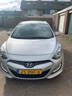 Hyundai i30 1.6 GDI Wagon 2013 Grijs, Auto's, Achterwielaandrijving, 1591 cc, Dealer onderhouden, 1198 kg