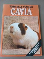 Zorg zelf voor je cavia, Ophalen of Verzenden, Zo goed als nieuw