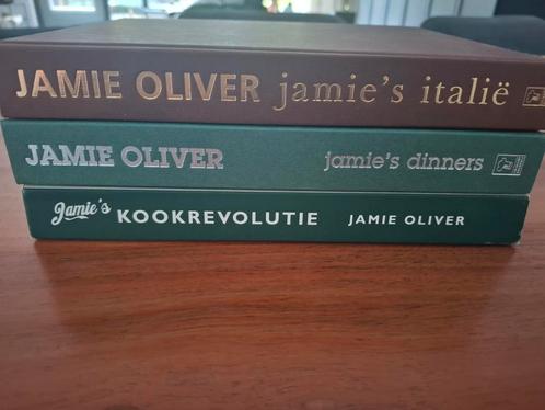 Drie kookboeken van Jamie Oliver, Boeken, Kookboeken, Zo goed als nieuw, Voorgerechten en Soepen, Hoofdgerechten, Tapas, Hapjes en Dim Sum