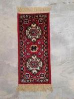TLS10 tapijtje lopertje rood crème zwart 78/34, Huis en Inrichting, Stoffering | Tapijten en Kleden, 50 tot 100 cm, Gebruikt, Rechthoekig