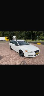 Volvo V70 2.5t Summum (3e generatie), 1800 kg, Zwart, Wit, Stationwagon