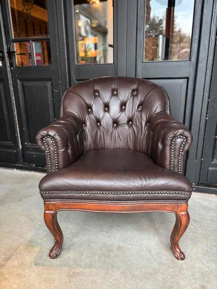 Chesterfield Barok style stoel/fauteuil zgan, Huis en Inrichting, Fauteuils, Zo goed als nieuw, Leer, 50 tot 75 cm, 75 tot 100 cm