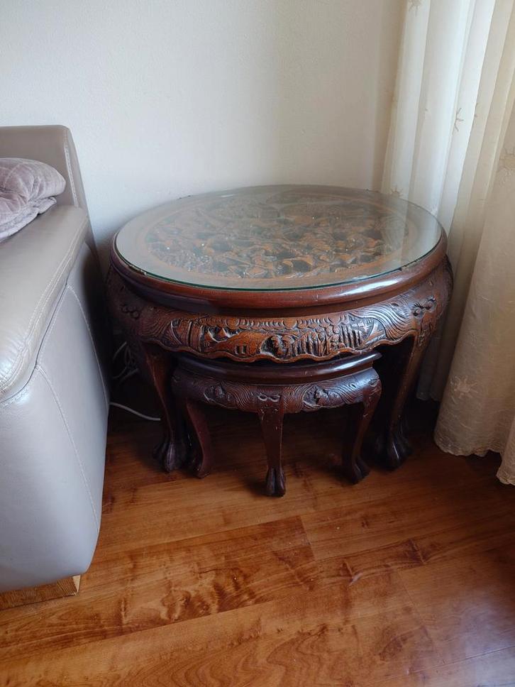Antieke Aziatisch tafel met vier krukken, Antiek en Kunst, Antiek | Meubels | Tafels, Ophalen