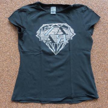 2 Zara t-shirts.  beschikbaar voor biedingen