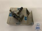 NOS schakelas 3e en 4e versnelling Mercedes W108 W115 etc., Auto-onderdelen, Transmissie en Toebehoren, -, Nieuw, Ophalen of Verzenden