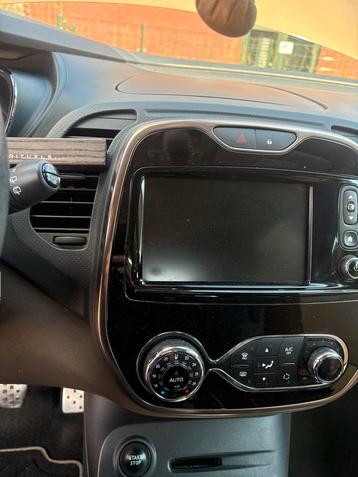 Renault Captur Autoradio beschikbaar voor biedingen