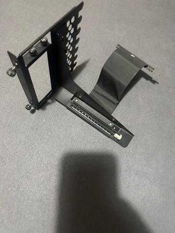 Fractal Design Flex Vertical GPU Stand beschikbaar voor biedingen