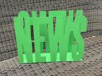 Balvi News - Tijdschriftenrek - groen- Metaal, Ophalen, Zo goed als nieuw