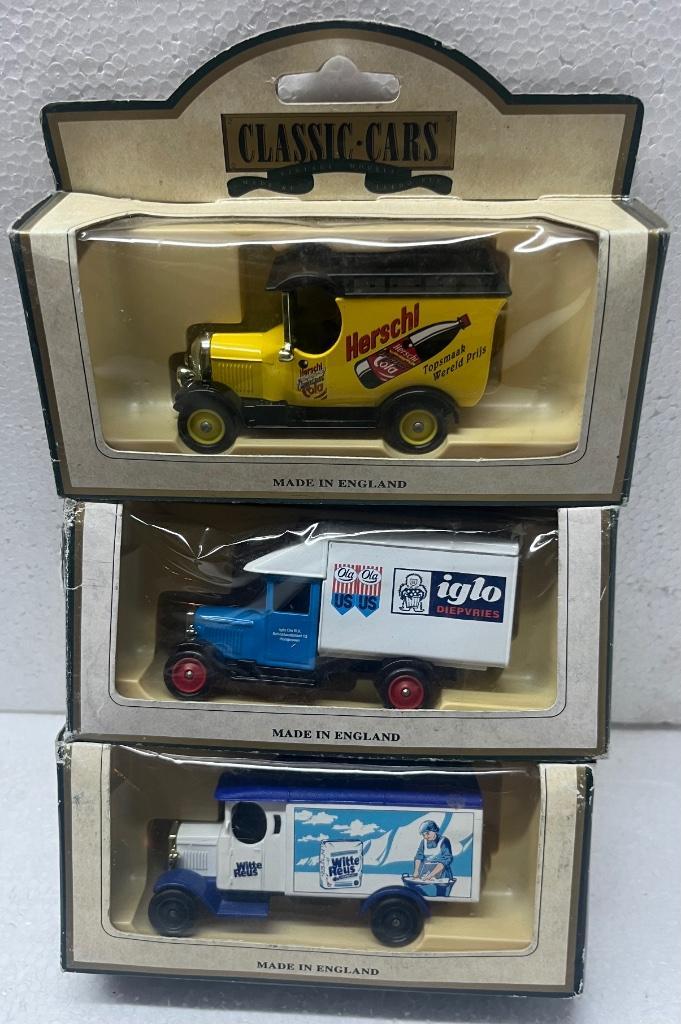 Lledo , Classic-Cars , Morris verschillende uitvoeringen, Hobby en Vrije tijd, Modelauto's | Overige schalen, Nieuw, Auto, Ophalen of Verzenden