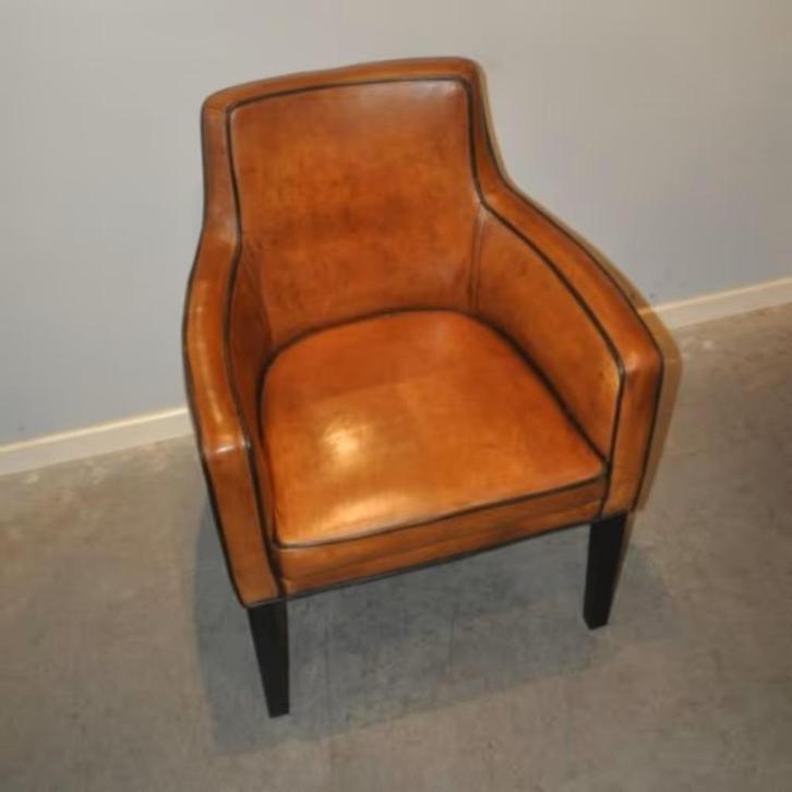 Louvre schapenleren stoel, Huis en Inrichting, Fauteuils, Zo goed als nieuw, Leer, 75 tot 100 cm, Ophalen