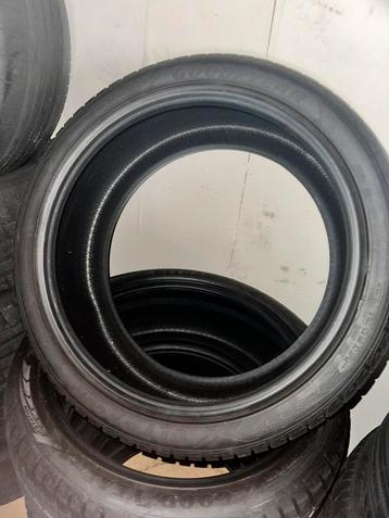 GoodYear 275/40 R22 winterbandenset in zeer goede conditie. beschikbaar voor biedingen