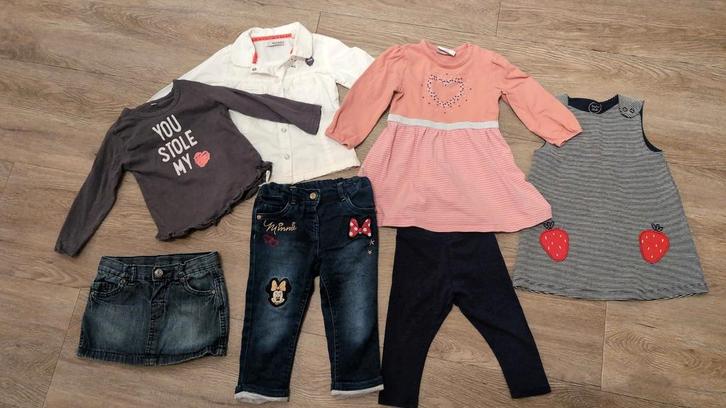 Kledingpakket meisje - maat 80 - 7 stuks, Kinderen en Baby's, Babykleding | Baby-kledingpakketten, Zo goed als nieuw, Maat 80