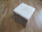 Rieten mand, Huis en Inrichting, Gebruikt, Mand, Vierkant, Ophalen of Verzenden