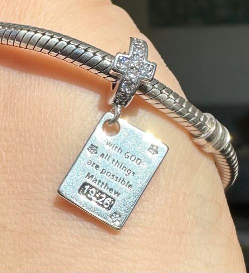 Zilveren bedel met Bijbel tekst, Sieraden, Tassen en Uiterlijk, Bedels, Nieuw, Overige merken, Zilver, 1 bedel, Verzenden