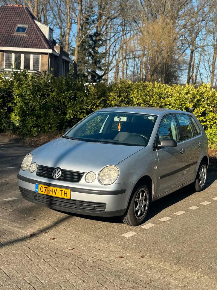 Volkswagen Polo 1.2, Auto's, Volkswagen, Particulier, Polo, Benzine, B, Hatchback, Handgeschakeld, Origineel Nederlands, Zilver of Grijs