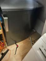 Grijze koelkast tafelmodel te koop, Minder dan 75 liter, Ophalen of Verzenden, Zo goed als nieuw, Zonder vriesvak