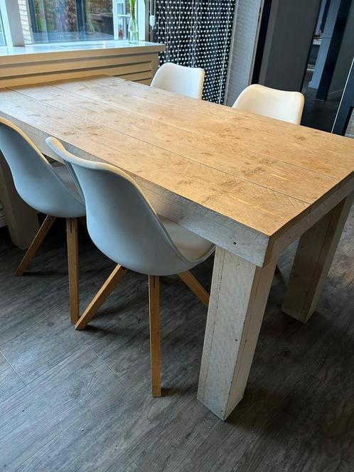 Fraaie eetkamertafel van steigerhout stonewashed white/grey., Huis en Inrichting, Tafels | Eettafels, Zo goed als nieuw, 50 tot 100 cm