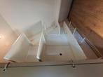 Kastinrichting: legplanken,hangers, bevestigingen van Ikea, Ophalen of Verzenden, Zo goed als nieuw