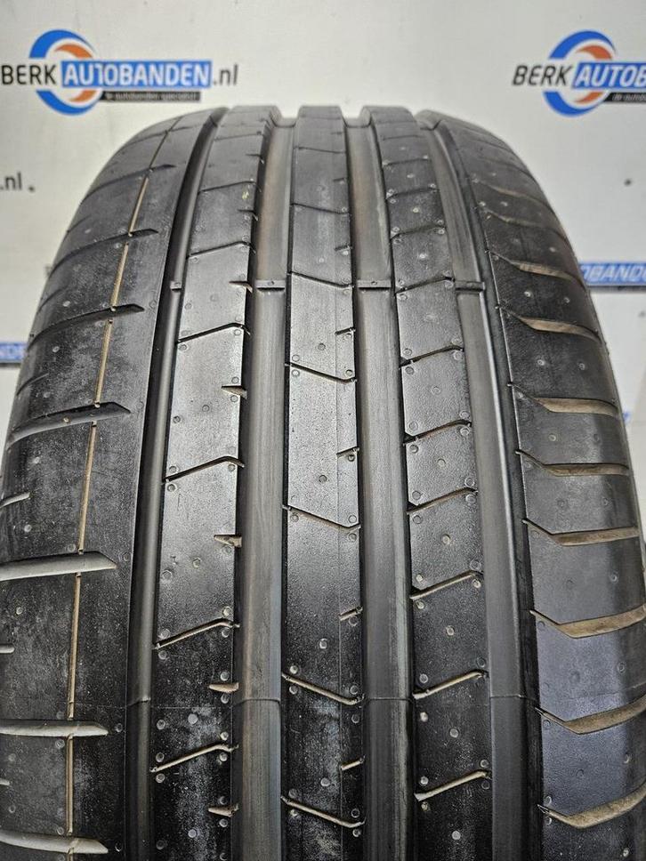 2x Pirelli P-Zero (DEMO) 255/55 R19 107W 255/55/19 2555519 (, Auto-onderdelen, Banden en Velgen, Band(en), Zomerbanden, 19 inch