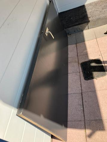 Zware deur ,Massieve deur uit bankgebouw, binnendeur  beschikbaar voor biedingen
