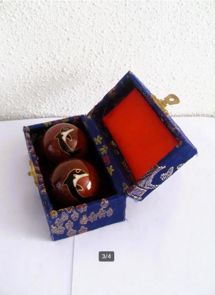 Meridiaankogels rood / Yin Yan ballen / orka / Ying Yang, Sport en Fitness, Gezondheidsproducten en Wellness, Zo goed als nieuw