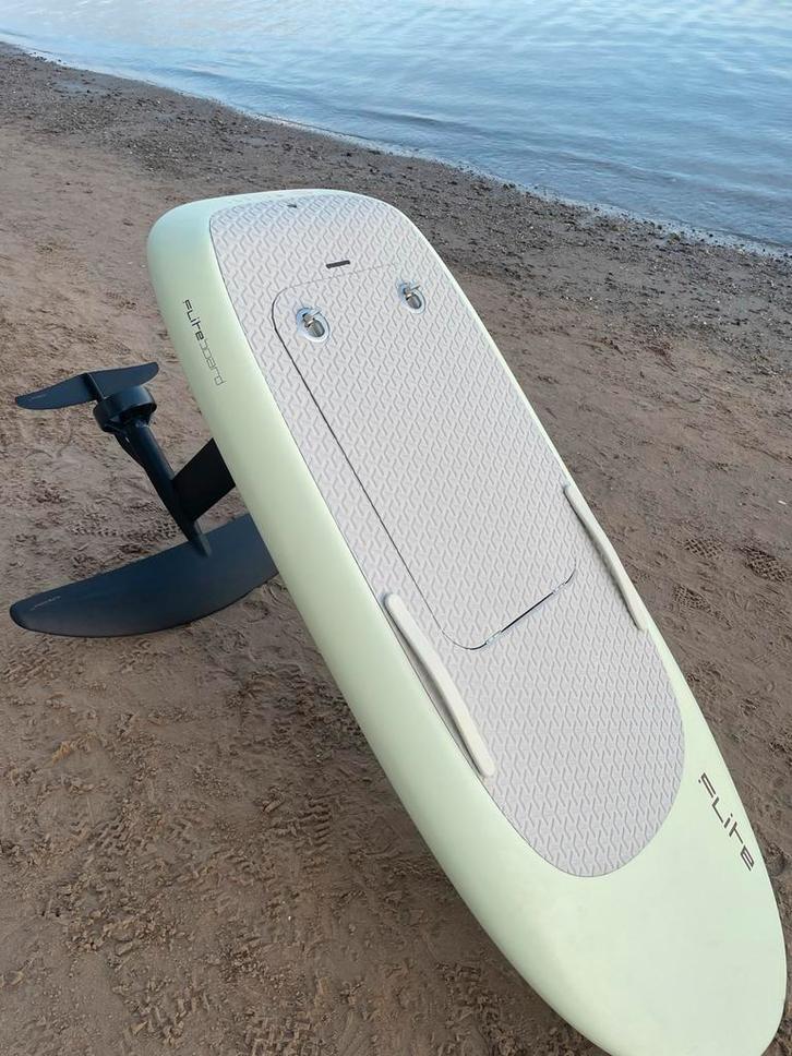 Fliteboard Series 5 Fibreglass Yuzu - Topstaat!, Watersport en Boten, Accessoires en Onderhoud, Zo goed als nieuw, Ophalen of Verzenden